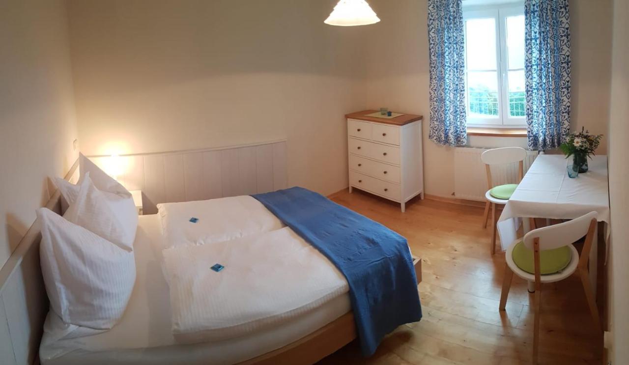Wunderschoene Ferienwohnung Mit Seeblick زيل أم موس المظهر الخارجي الصورة