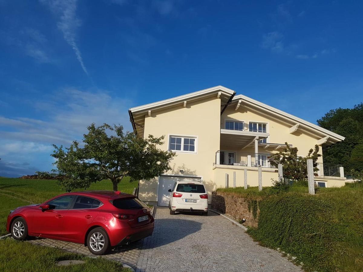 Wunderschoene Ferienwohnung Mit Seeblick زيل أم موس المظهر الخارجي الصورة