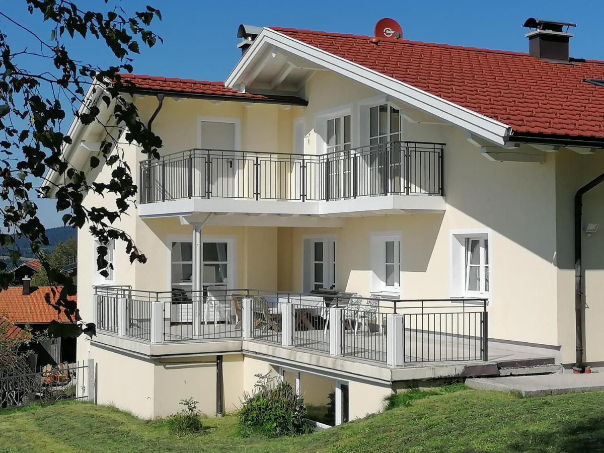 Wunderschoene Ferienwohnung Mit Seeblick زيل أم موس المظهر الخارجي الصورة
