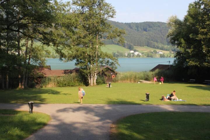 Wunderschoene Ferienwohnung Mit Seeblick زيل أم موس المظهر الخارجي الصورة